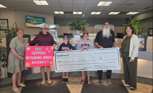Wyoming BBQ Cheque Presentation